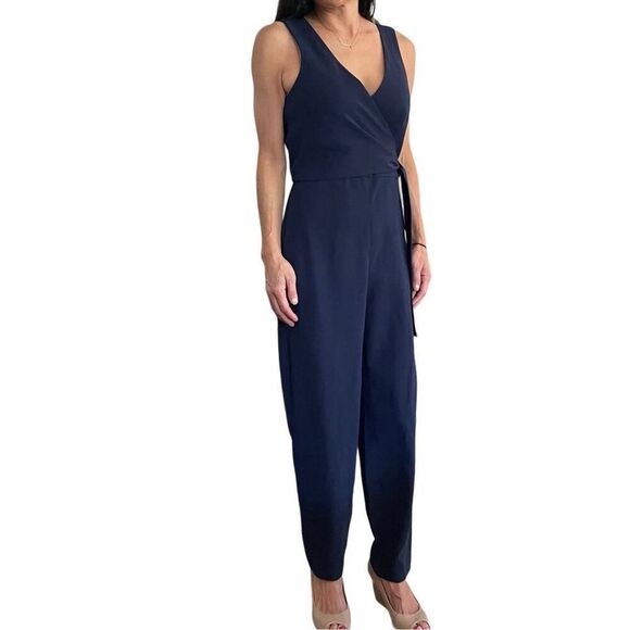 EUC Club Monaco Navy Wrap Tank Jumpsuit - Size 0 (ankle or petite) - Picture 3 of 13